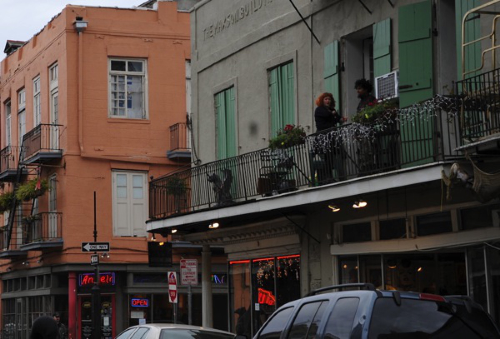 balcony people